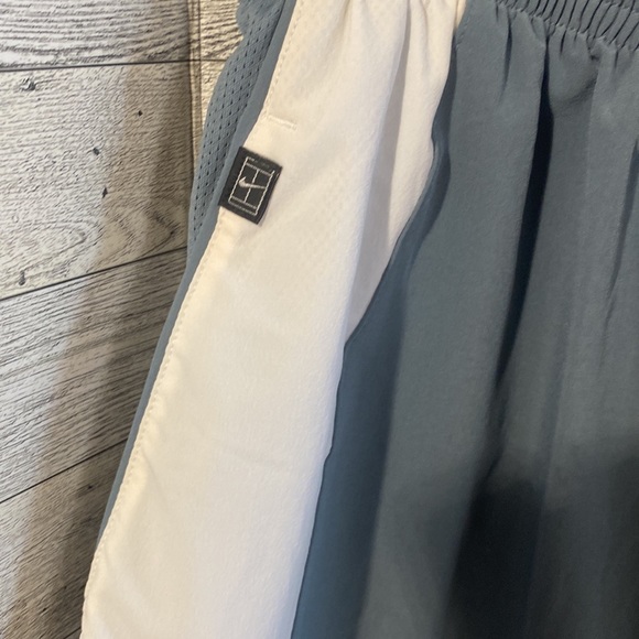 2007 Vintage Nike Federer Tennis Shorts Mens XL - Picture 2 of 5